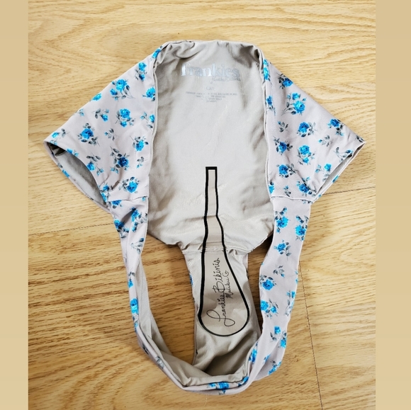 Frankie's Bikinis Blue Floral Size Small Bottoms - Picture 3 of 4